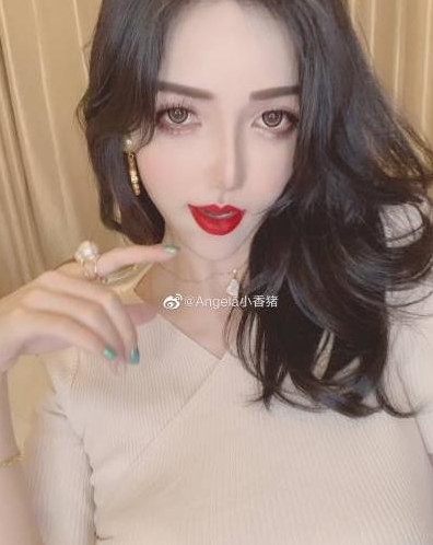 微博网红《顾灵曦》微信视频自拍