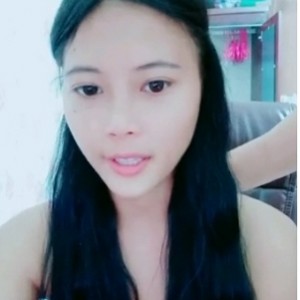 高顔值大球美女《看大海》