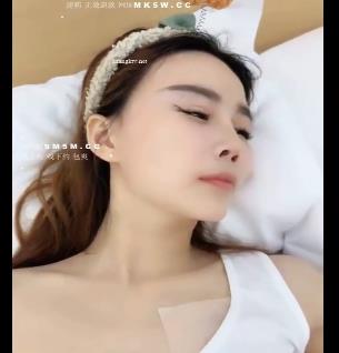 草莓酱酱+[4V-1G]