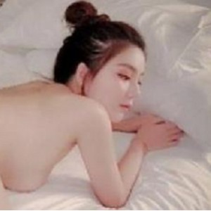 onlyfans(nicolove)黑皮衣聂小雨