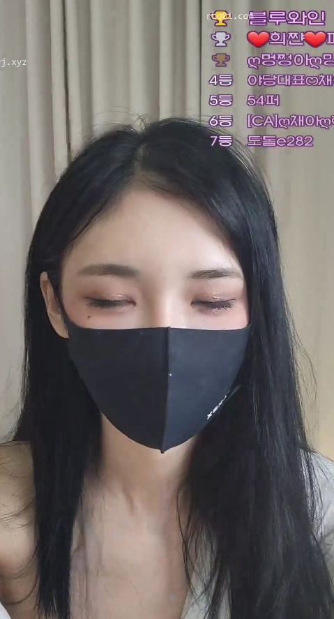 韩国萌妹iamriri+80v21g