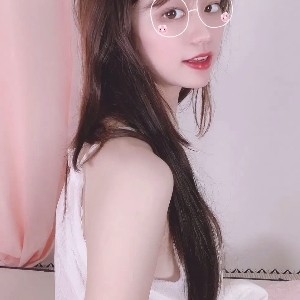 《91不见星空:睡衣洁白的乖乖女,超高颜值、魔爪般的技术,火辣身材、非凡容颜,令人心动不已!》