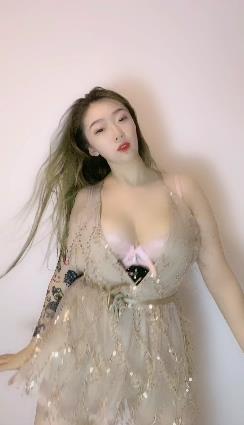 快手女神主播(欣妹)舞动超全合集