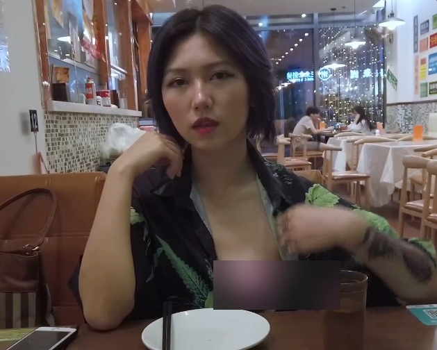 虎牙妖娆成熟女人浮力姬(舌尖上的那地方)御姐风合集