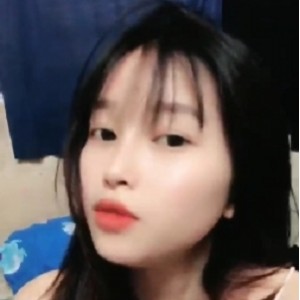 白嫩学妹自娱自乐最全合集！自行打包，9P/450M，绝对不能错过！