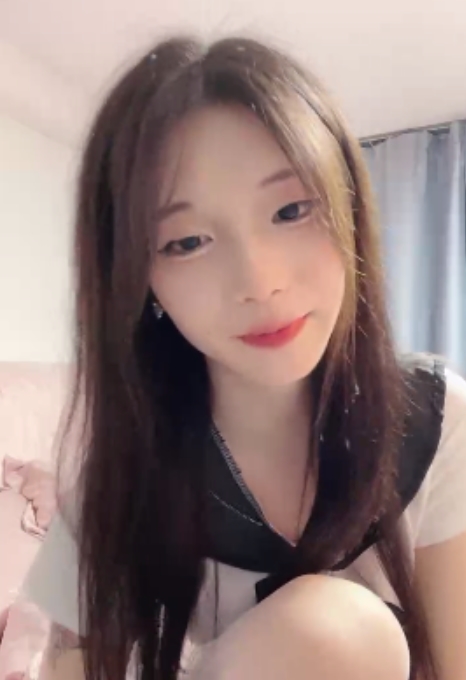 甜美乖巧小芳:奇怪玩具与学生服装收费房生活,1v+480个视频,给力好看