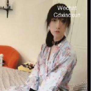 CD系列：小薰小合集1.2，户外人前L出自W！11V6.6G资源，女洗手间自拍自W，互动道具用嘴互打H机！