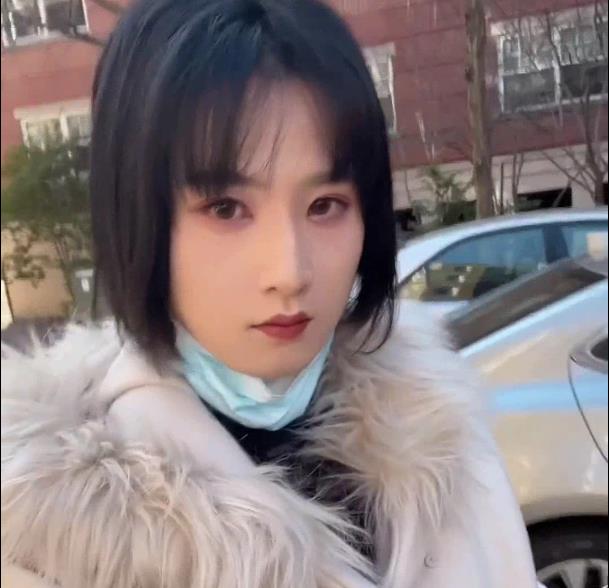 TS-CDXUN:网红闺蜜大战,前列腺大战精彩视频合集,马小跳相貌相似,OnlyFans作品全收录