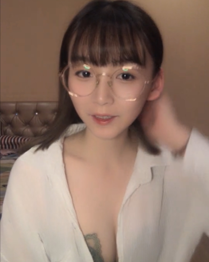 椒妹害羞美少女主播求守护合集，75个视频总33G，魅力无限