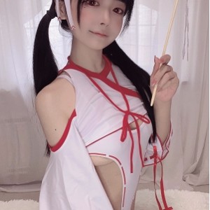 高颜值巨凶妹子COSER作品合集：1057张美图52集视频