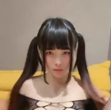 美少女双马尾连体网袜道具放飞自我视频