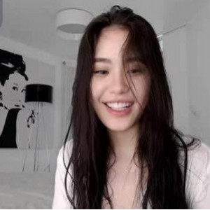 东南亚浮力姬Li_Chang：OnlyFans美女闺蜜双重