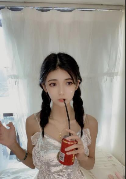 斗鱼人气新人王：纯美网红美女主播红颜和性感女神小樱，精选视频大放送！