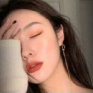 清纯美少女想静静吖：5.3G精选视频大长腿私人定制直播