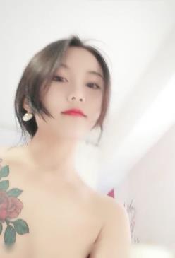 大学生妹在教室摸某处经历曝光!大三学生身材颜值在贤娆TCC口味作品!1小时5分视频下载观看!