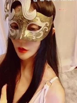 Vivian姐长腿丝袜翘臀精彩资源213MB