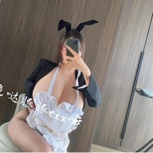 虎牙女神紫色哒豚豚资源合集，744MB视频图片一网打尽