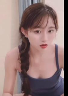 《高颜值小女友自拍视频1V-292M时长4分》