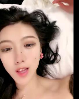外W女神陈丽娜豪哥大战1V-966M，极速CC，三百回合，W言H语，抖音舌头想波浪