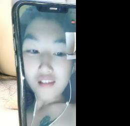 超级精品自拍视频22分钟完整版，C姐姐双端双线给作，用嘴小姐姐表现惊艳