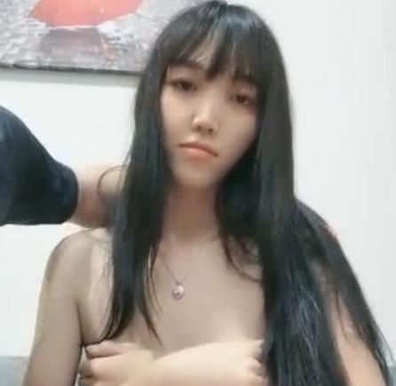 清纯妹妹被大叔玩弄TS视频下载