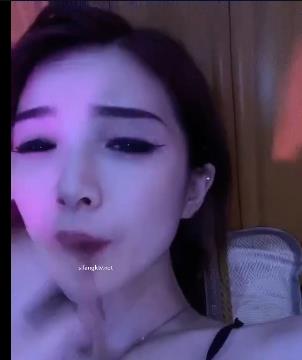 抖音网红女神-小蔡-精选小妖精，直播好看身材幸福，排行榜下载