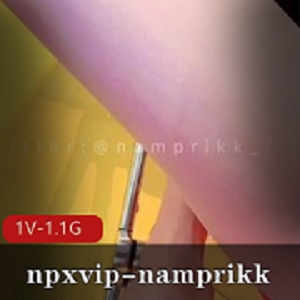 红裙模特展示S型身材和美颜，解决namprikk问题