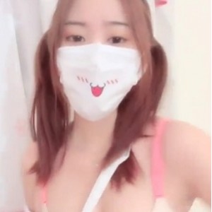 双马尾口罩妹子情调女仆