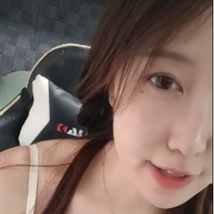 六六社-高颜值美少女自玩系列