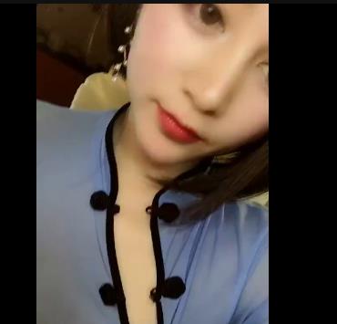 YSL甜甜定制合集：21V，204M，身材美女真容露脸
