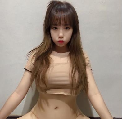 OnlyFans精选：网红Shir私拍身材惊艳，粉丝订阅疯狂！