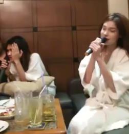 真实T拍合集:学校KTV、抖音直播、PK、稀奇视频、自拍、深夜节目、情侣、漏点、夜店、玩闹,240个视频,917M