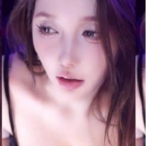 米娜minana颜值主播热舞视频集锦，4K画质，15部妩媚舞蹈，身材极好