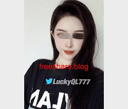 黑丝女神LuckyBaby：白富美的架子，美腿高颜值
