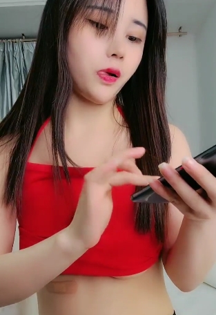 你更加了解这位小姐姐,喜欢她的作品。快来收藏她的安琪小宝贝的战斗日记,一共10个视频,总大小4.42G,让你尽情欣赏她的魅力吧!