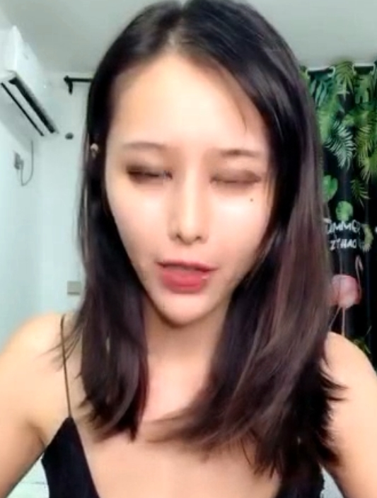 魅力主播q朴妮唛9月合集资源,11.5G大罩杯骚气视频,链接永久有效