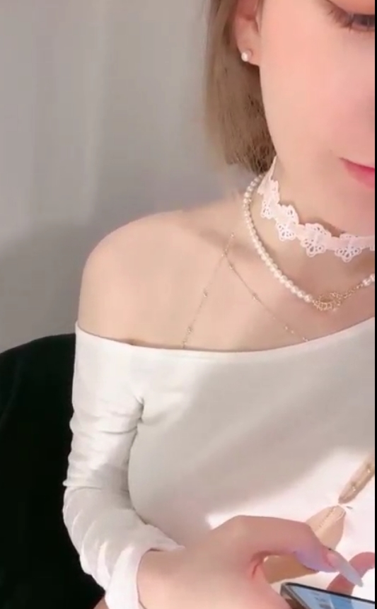 网红美妙境界脸短视频合集:41v+306,一分钟一部