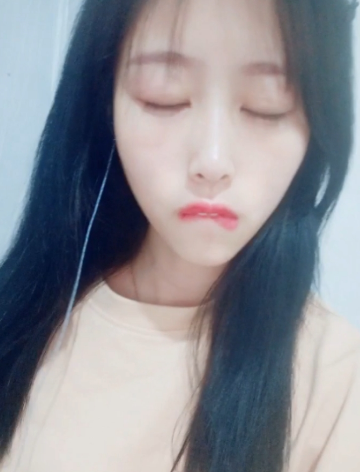 还是观众们了解她的窗口。如果你也对这位网红感兴趣,不妨来百度盘搜索一下,看看这个视频集合吧!