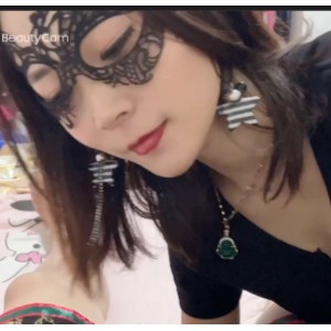 绿帽妻子系列：21分钟一部，中年男子的深不可测魅力