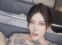狂野龙猫夫妇onlyfans资源合集,颜值身材纹身惊艳,视频大小566MB,小编力推!