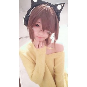 晓美妈：cosplay大神，微博人气爆棚，尺度作品引发封杀传言