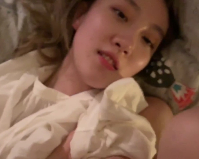 00后美女大玩失眠，学狗叫[25+2.35G][百度盘]