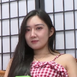 性感脚尖加固黑短丝裸足视频