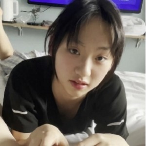 粉嫩妹子的嘴艺和足艺，9V32.2G度盘