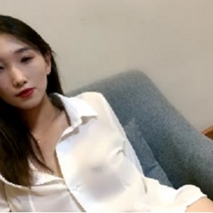 美臀翘臀：苗条小乖乖女的乱来表情（348MB百度盘）