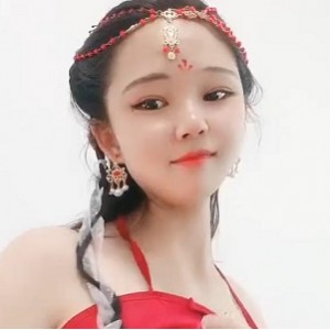 哺乳少妇1V1.4G挤馒头早餐，小嘴妻子爽快来袭！