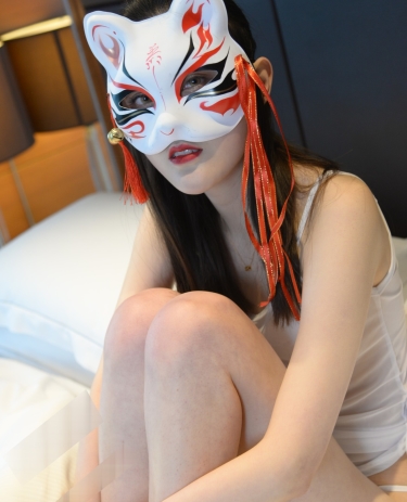 顶级重磅女神超有尺度绝品新品,时间长凸起粉嫩太精选,全程无尿点B无敌嫩B颜值!