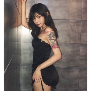 《痞幼600万粉丝：极大魅力的网红大咖，拍摄性感撩人、温柔甜美、清秀可人的私拍完整合集877P-500M》