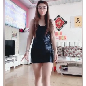 虎牙御姐眼镜主妇稀缺散播合集：性感日本禁忌，豪礼资源丰富
