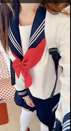 热血沸腾!赛高酱JK水手服秀,妹子气质,网红苗条,白嫩极品几部作品